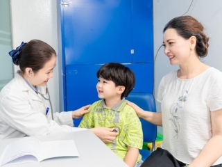 Khám Nhi Ngoài Giờ Tại TP.HCM – Giải Pháp Linh Hoạt Cho Phụ Huynh Bận Rộn